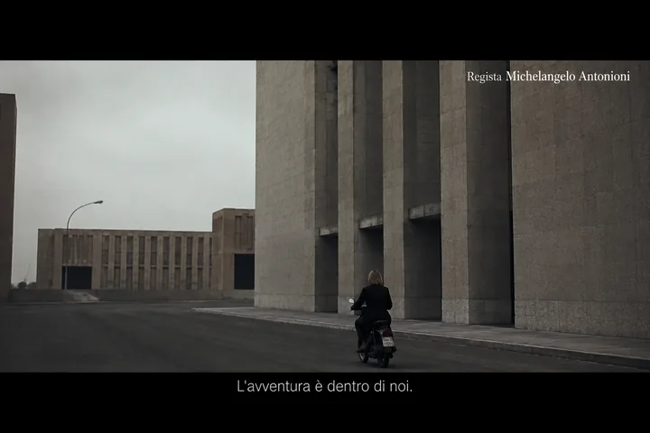 第 45 张，米开朗基罗·安东尼奥尼 / Michelangelo Antonioni 风格启发画面